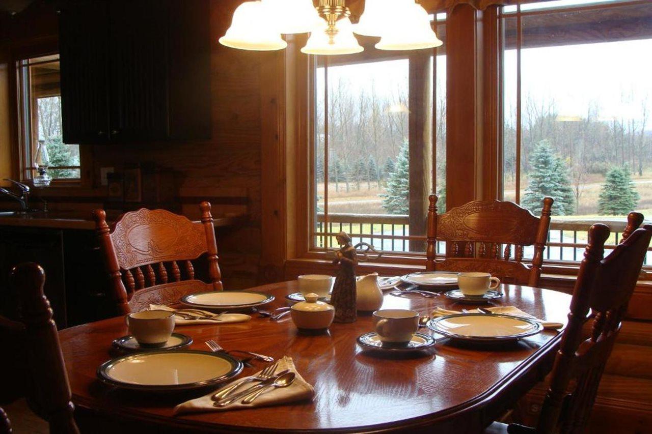 A Breath Of Heaven B&B Traverse City Exterior foto